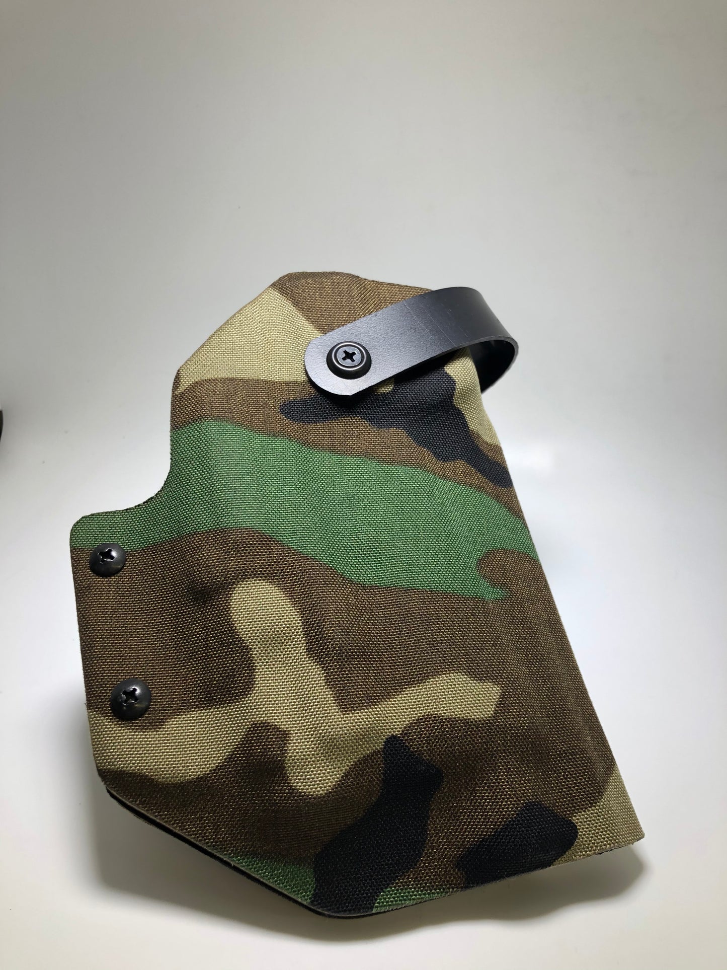 MK3 Outside Waistband w/ Light