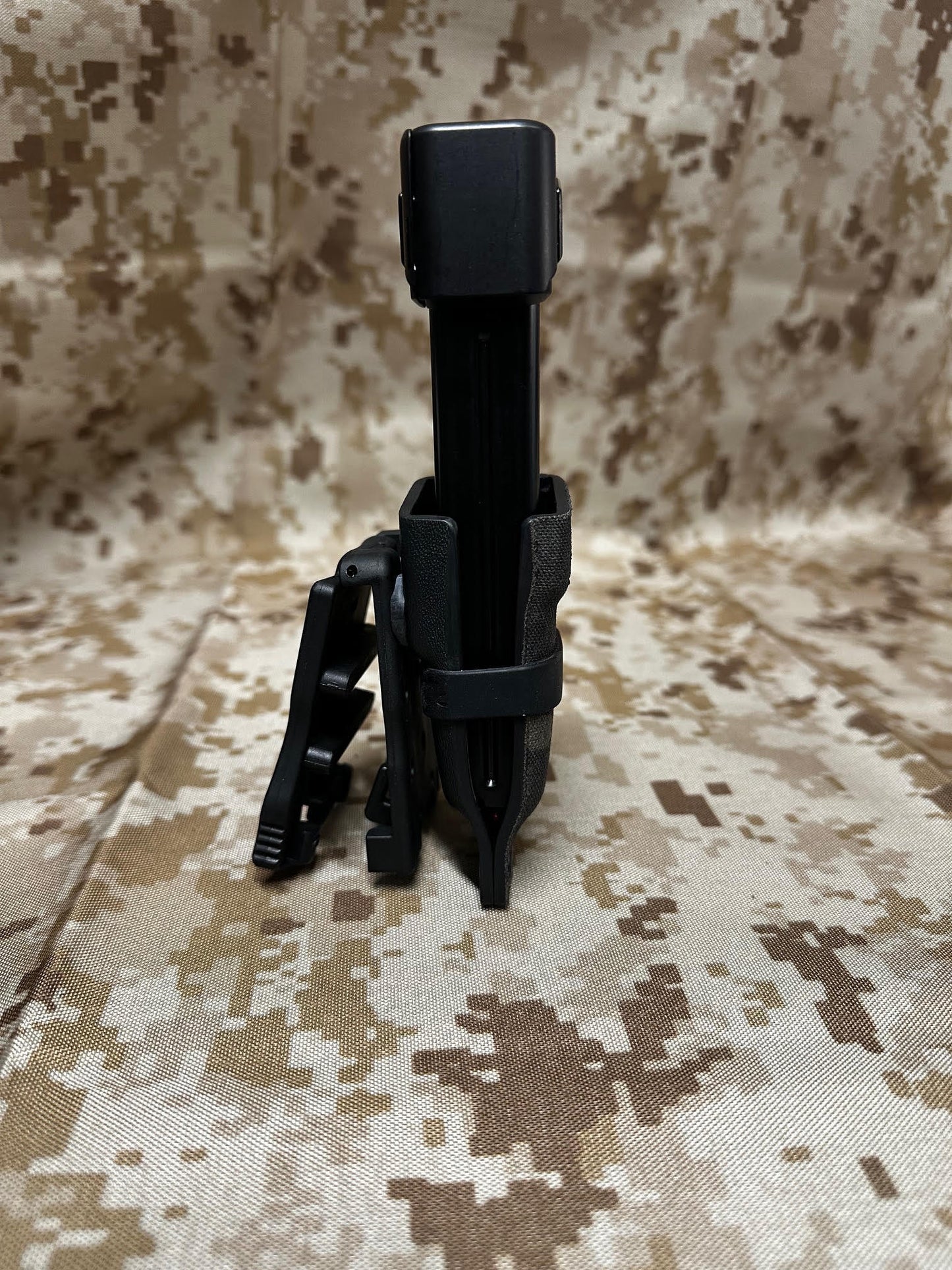 Spring Roll Mag Carrier